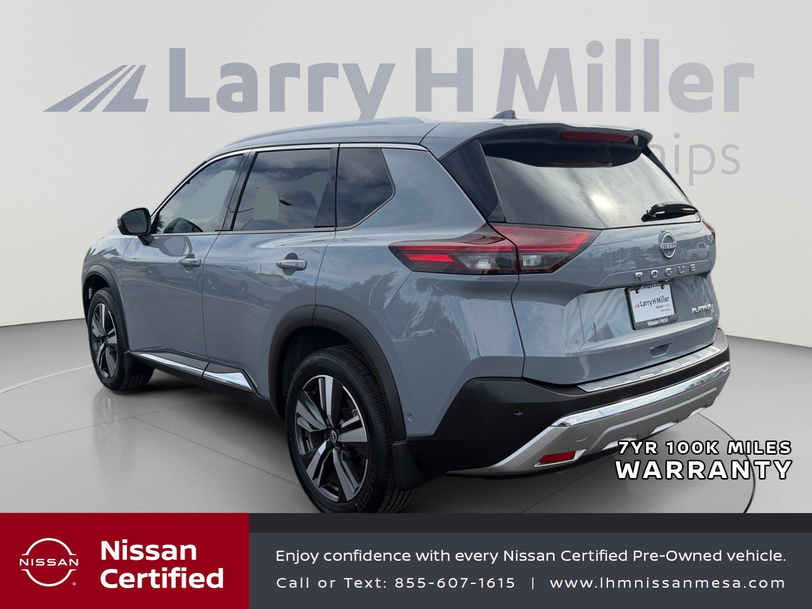 Certified 2023 Nissan Rogue Platinum w/ Platinum Premium Package FWD image 3