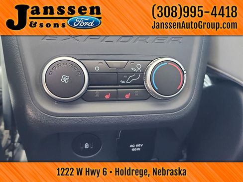 Used 2025 Ford Explorer Platinum w/ Ultimate Package AWD/4WD image 20
