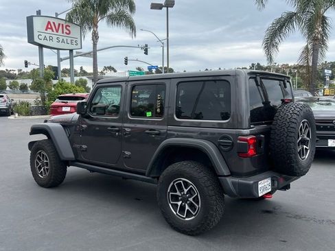 Used 2025 Jeep Wrangler Unlimited Rubicon image 9