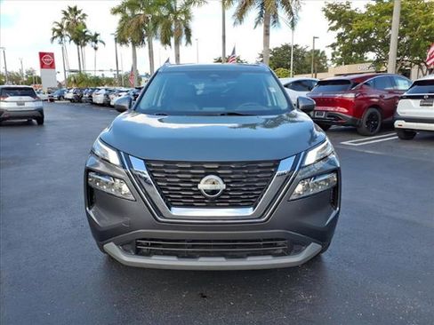 Used 2023 Nissan Rogue SV w/ SV Premium B Package image 11