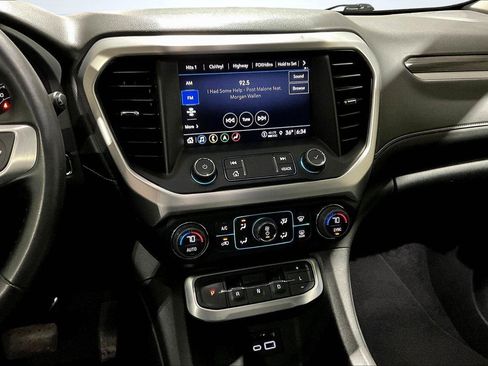 Used 2023 GMC Acadia SLT image 6