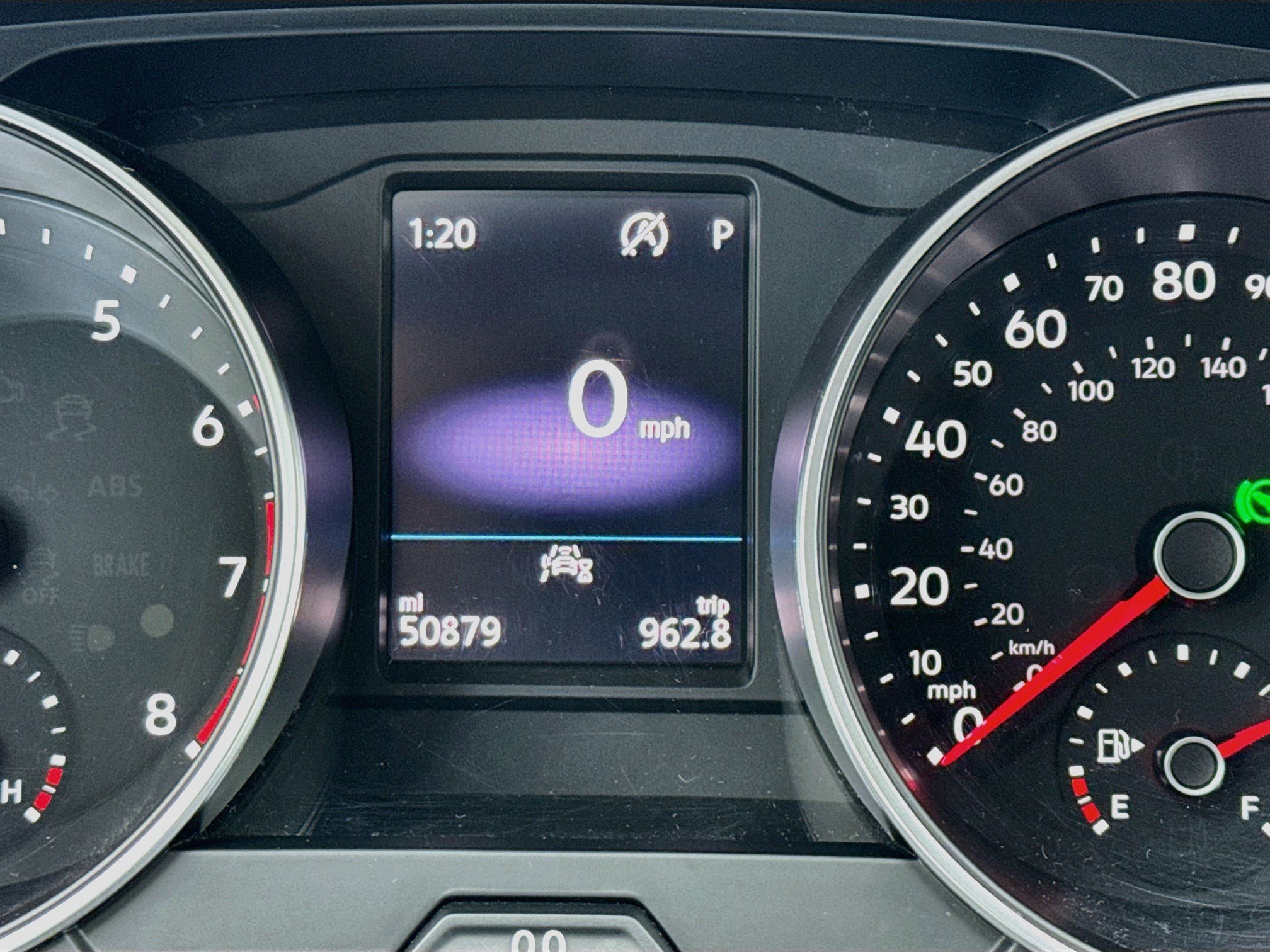 Used 2020 Volkswagen Tiguan S FWD image 8