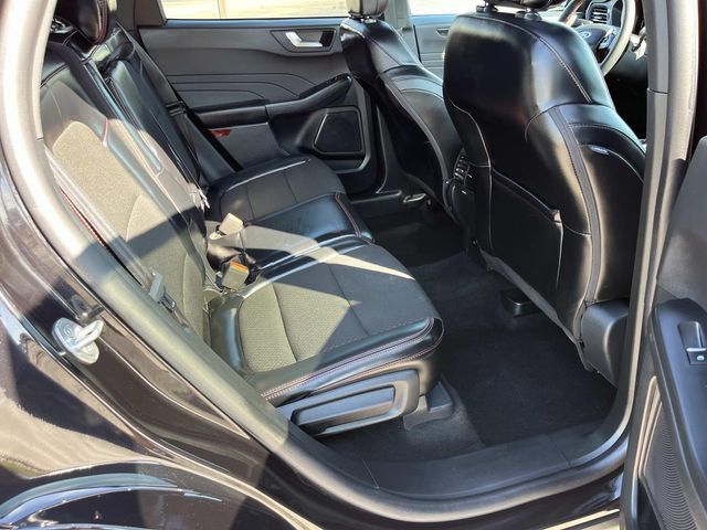 Used 2025 Ford Escape ST-Line FWD image 23