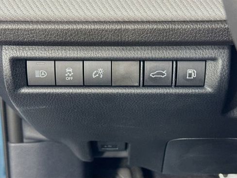 Used 2026 Toyota Camry SE w/ Multimedia Upgrade Package FWD image 11