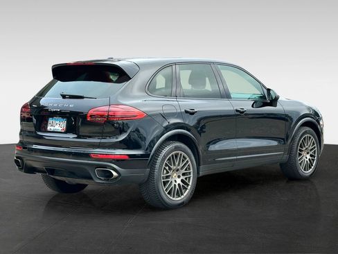 Used 2017 Porsche Cayenne image 7