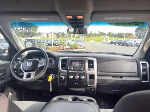 Used 2024 RAM 1500 Classic SLT image 22