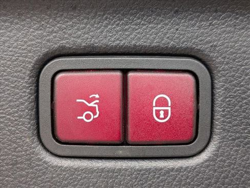 Used 2023 Mercedes-Benz S 500 4MATIC image 19