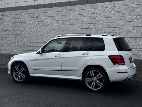 Used 2013 Mercedes-Benz GLK 350 4MATIC w/ Multimedia Pkg image 2