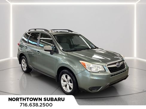 Used 2014 Subaru Forester 2.5i Premium w/ All-Weather Package AWD/4WD image 8