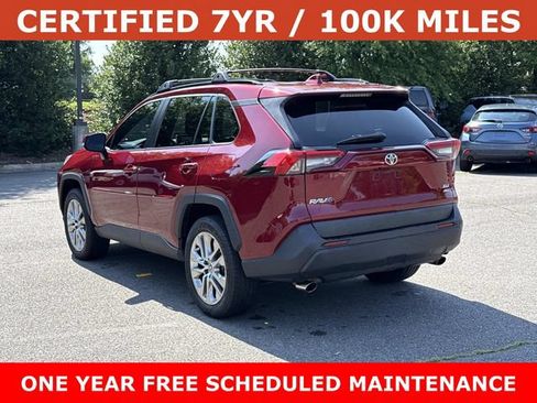 Used 2021 Toyota RAV4 XLE Premium AWD/4WD image 4