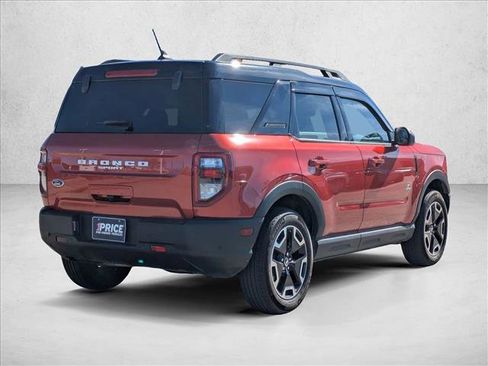 Used 2022 Ford Bronco Sport Outer Banks image 5