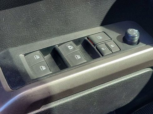 Used 2021 Toyota Tacoma SR5 image 29