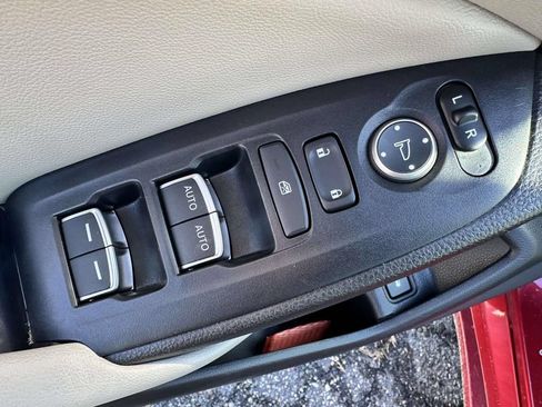 Used 2022 Honda Accord LX image 9