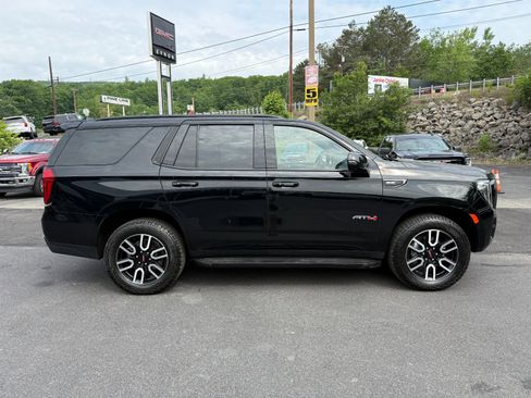 Used 2023 GMC Yukon AT4 image 6