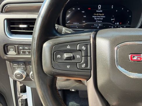 Used 2023 GMC Yukon XL AT4 w/ Technology Package AWD/4WD image 26