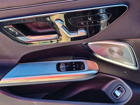 New 2026 Mercedes-Benz CLE 300 4MATIC Coupe image 13