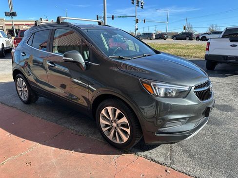 Used 2018 Buick Encore Preferred image 3