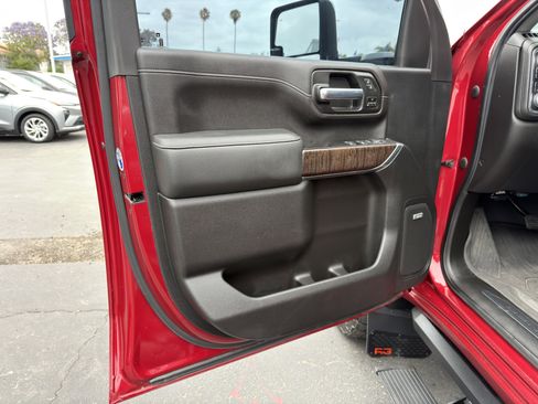 Used 2020 GMC Sierra 3500 Denali w/ Denali Ultimate Package AWD/4WD image 33