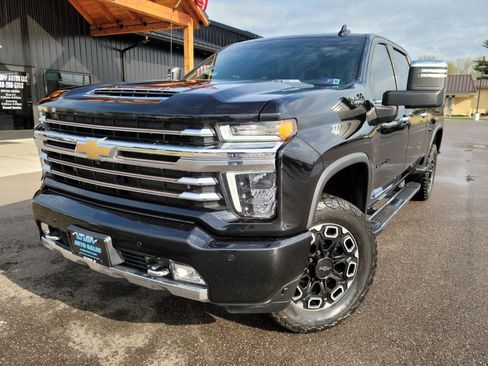 Used 2022 Chevrolet Silverado 2500 High Country image 1