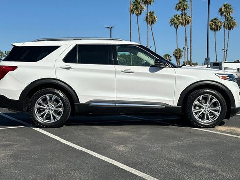 Used 2021 Ford Explorer Limited w/ Equipment Group 301A AWD/4WD image 3