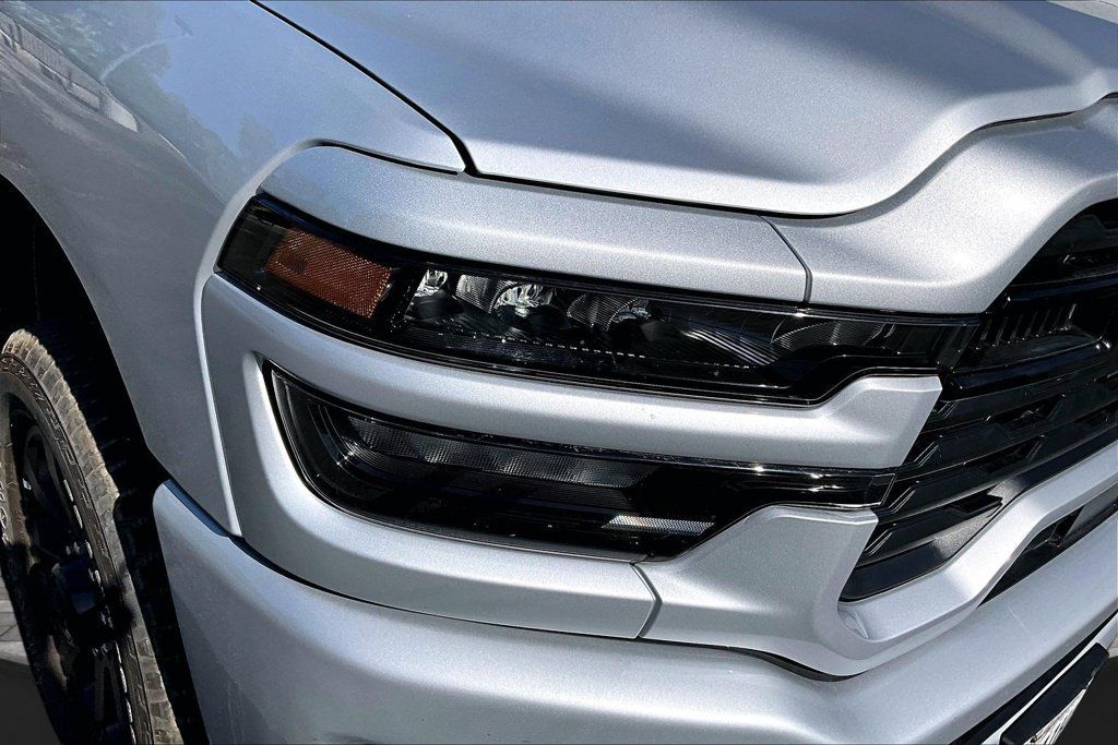 Certified 2026 RAM 2500 Big Horn AWD/4WD image 27