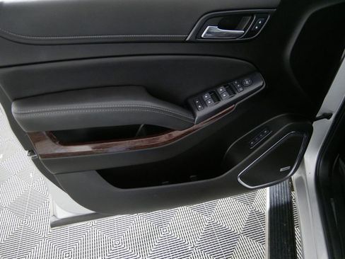 Used 2020 GMC Yukon SLT image 13