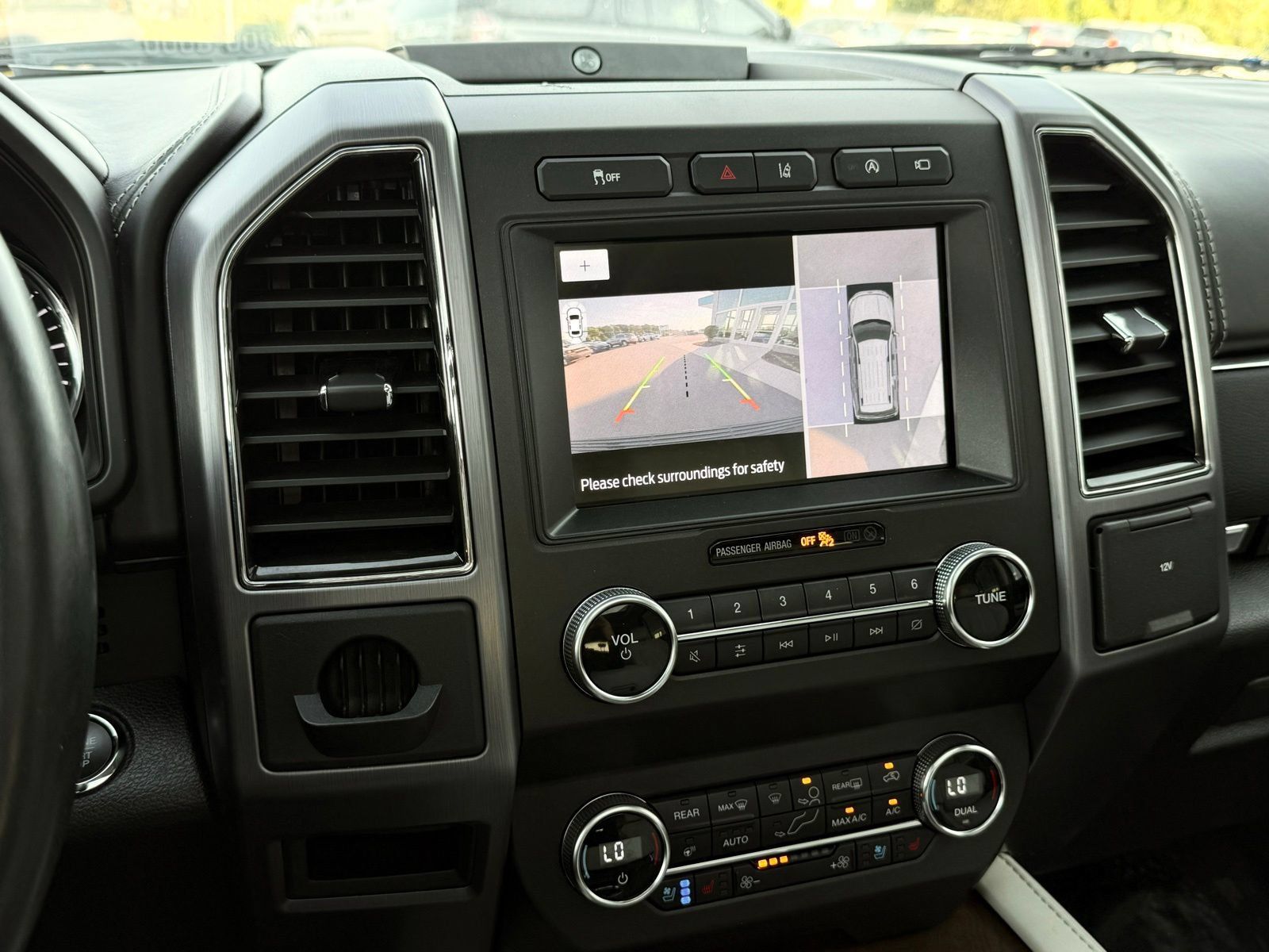 Used 2020 Ford Expedition Platinum RWD image 43