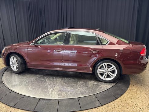Used 2014 Volkswagen Passat 1.8T SE image 4