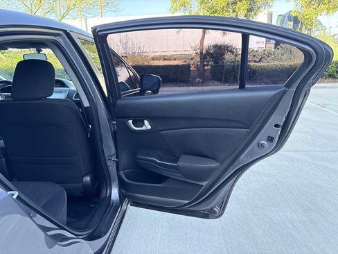 Used 2015 Honda Civic EX image 13