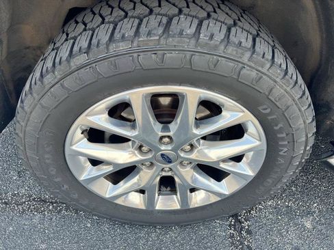 Used 2021 Ford Expedition XLT RWD image 25