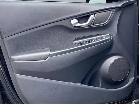 Used 2023 Hyundai Kona SE FWD image 23