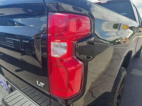 Used 2022 Chevrolet Silverado 1500 LT Trail Boss w/ Safety Package AWD/4WD image 36