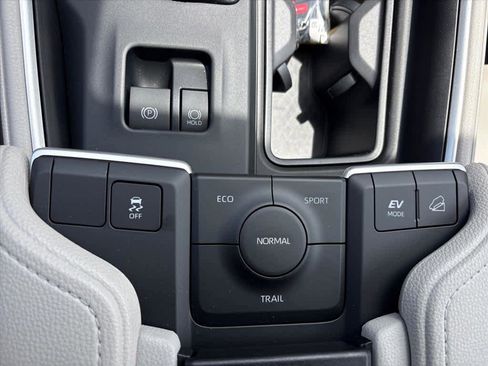 New 2026 Toyota Grand Highlander AWD Hybrid image 18