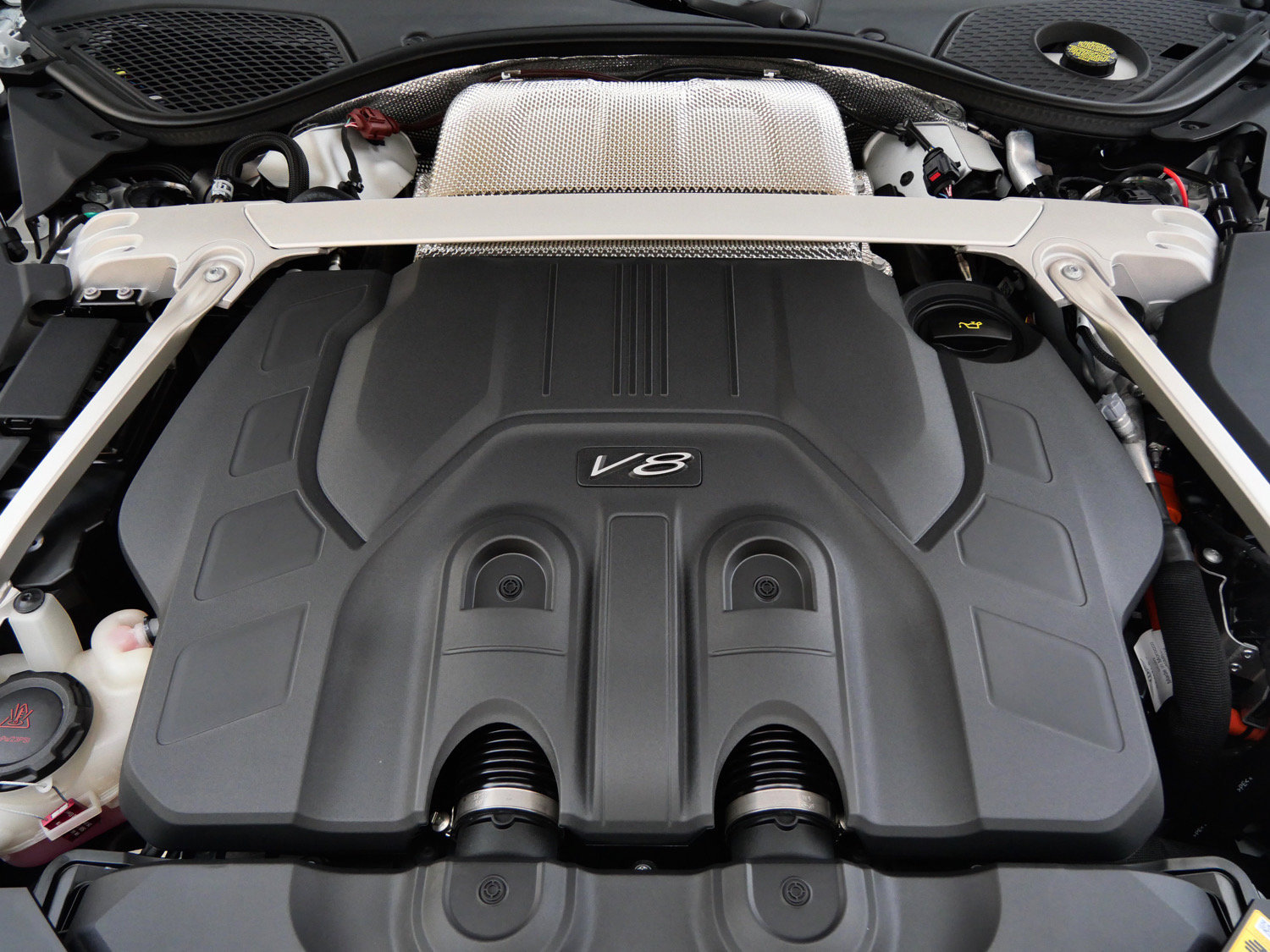 New 2026 Bentley Flying Spur V8 AWD/4WD image 24