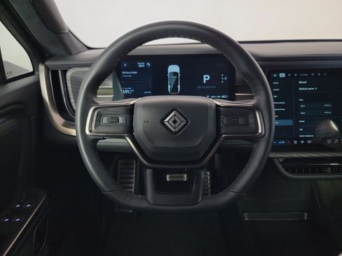 Used 2024 Rivian R1S Adventure AWD/4WD image 28