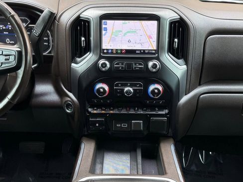 Used 2019 GMC Sierra 1500 Denali w/ Technology Package AWD/4WD image 24