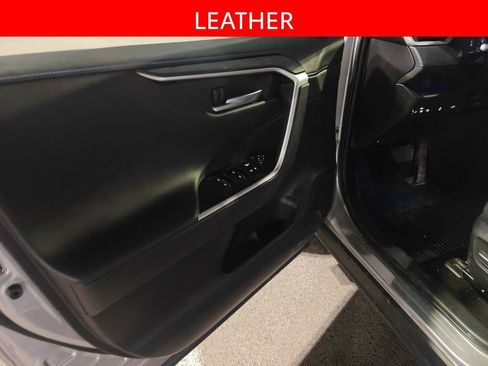 Used 2024 Toyota RAV4 XSE image 5