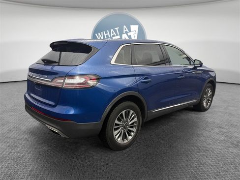 Used 2021 Lincoln Nautilus AWD w/ Equipment Group 101A image 3
