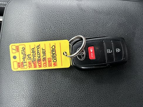 Used 2024 Toyota Tacoma TRD Sport image 28