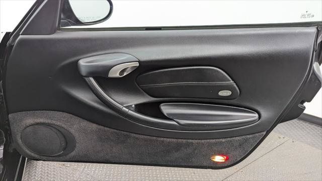 Used 2001 Porsche Boxster RWD image 16