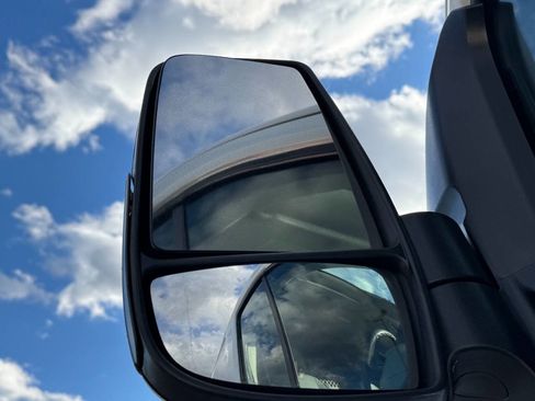 Used 2019 Ford Transit 250 130 Low Roof image 45