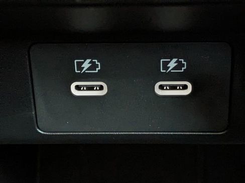 New 2025 Mitsubishi Outlander Platinum Edition image 21