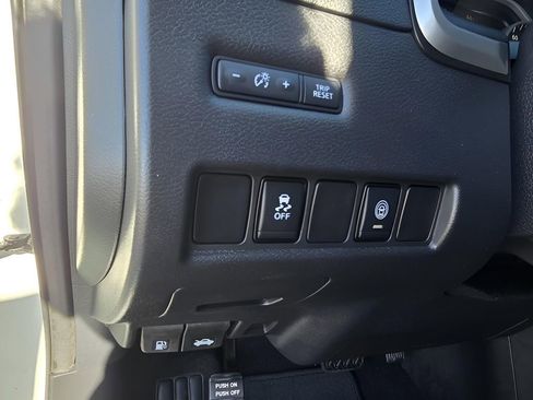 Used 2024 Nissan Murano SV image 18