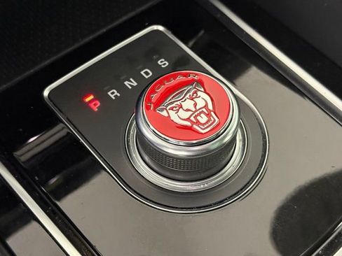 Used 2019 Jaguar F-PACE Prestige AWD/4WD image 30