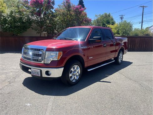 Used 2013 Ford F150 XLT w/ Luxury Equipment Group RWD image 3