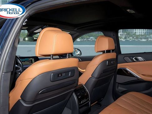 Used 2023 BMW X6 M50i w/ Executive Package AWD/4WD image 19