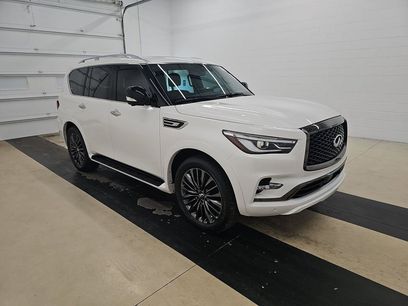 Used 2024 INFINITI QX80 Sensory