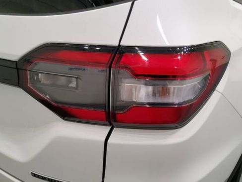 Used 2025 Honda Pilot Touring image 8