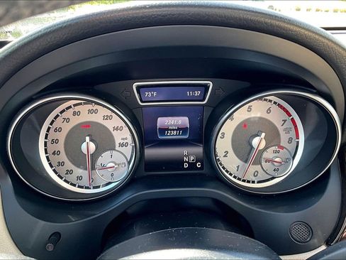 Used 2016 Mercedes-Benz GLA 250 image 26