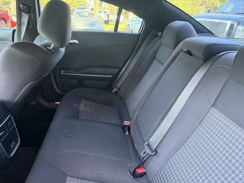 Used 2020 Dodge Challenger SXT RWD image 9